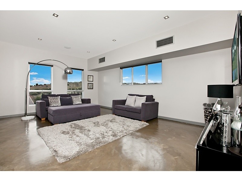 10 Cadna Street, Hallett Cove SA 5158