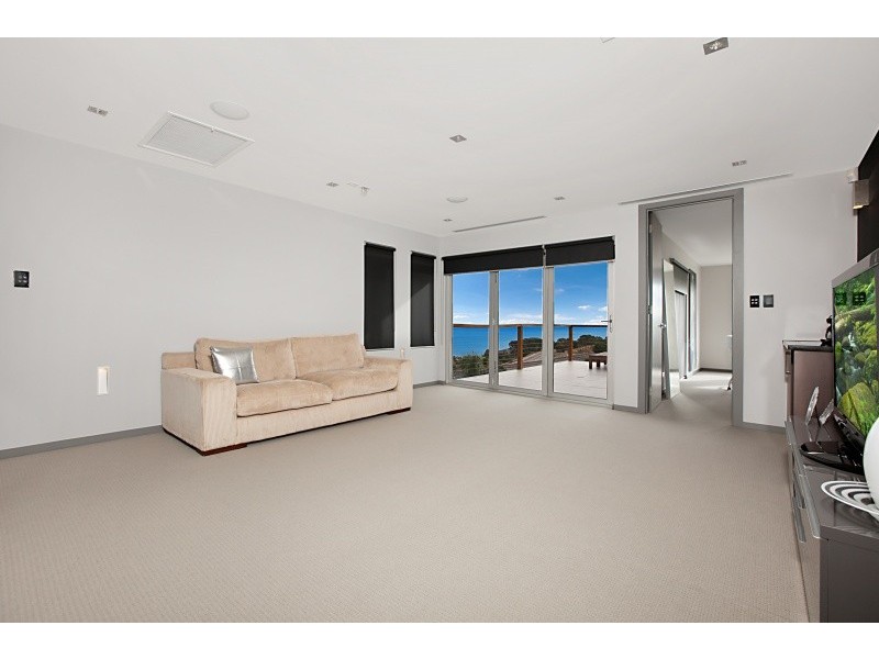 10 Cadna Street, Hallett Cove SA 5158