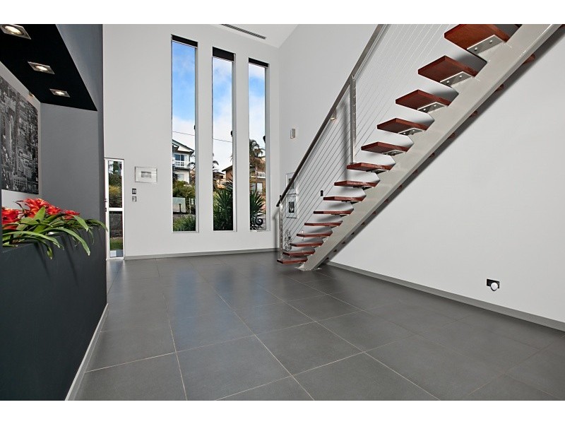 10 Cadna Street, Hallett Cove SA 5158