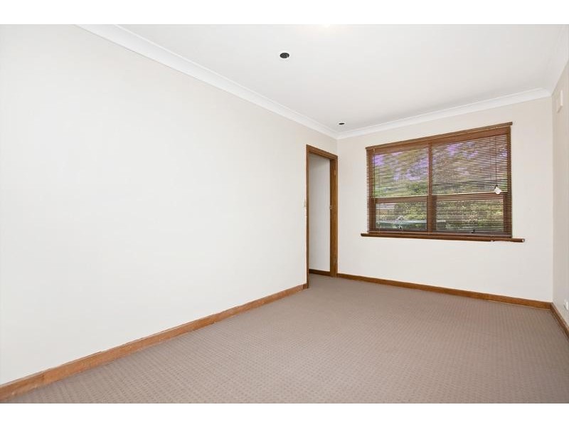 26 Lawson Road, Happy Valley SA 5159