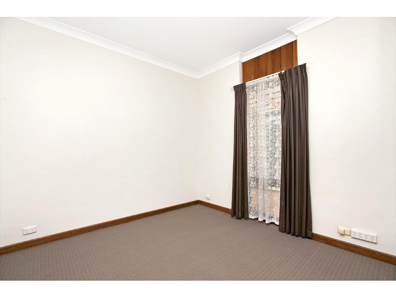 26 Lawson Road, Happy Valley SA 5159