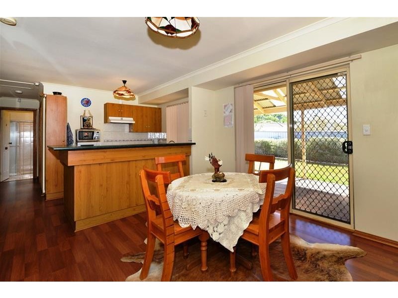 24 Montpelier Street, Woodcroft SA 5162