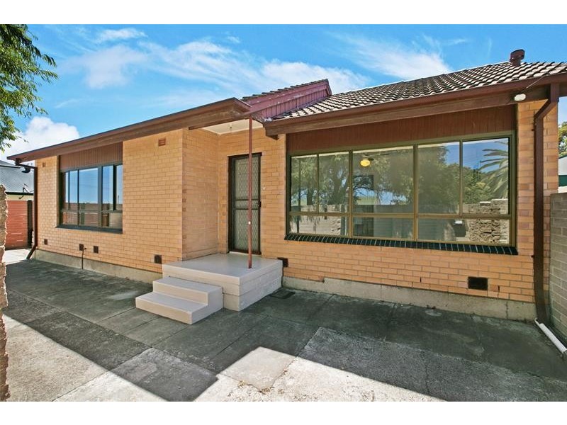 3 Moorong Street, O’sullivan Beach SA 5166