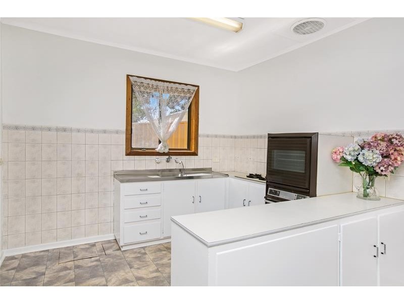 3 Moorong Street, O’sullivan Beach SA 5166