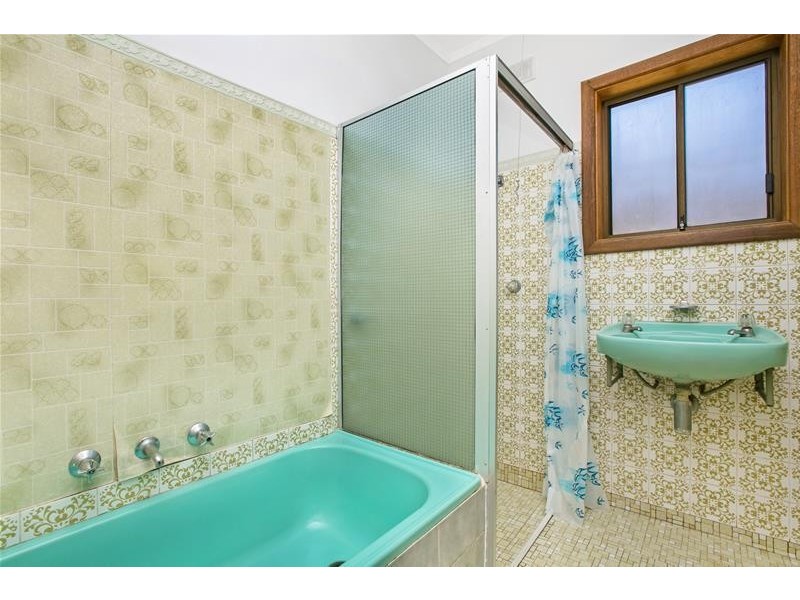 3 Moorong Street, O’sullivan Beach SA 5166