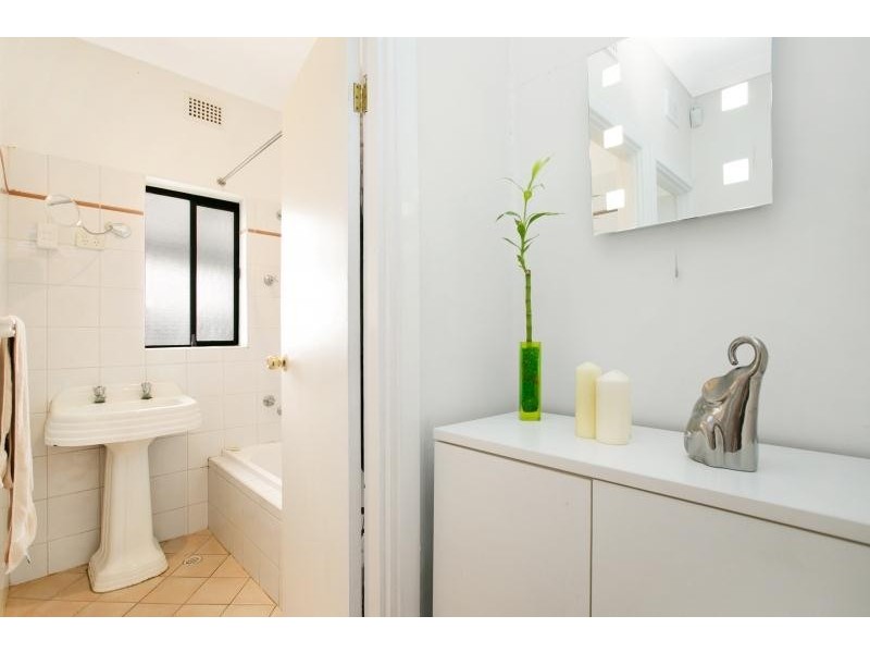 8 Minchinbury Terrace, Marion SA 5043