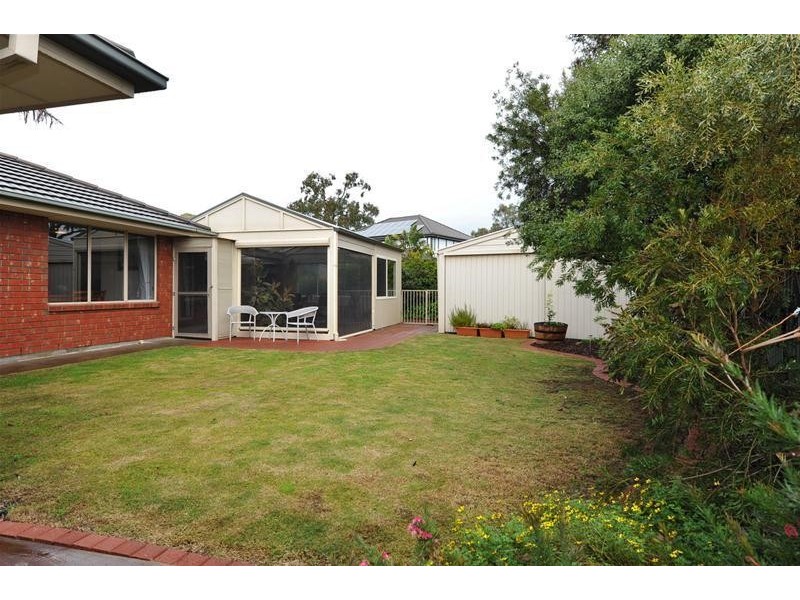 28 Gleneagles Road, Aberfoyle Park SA 5159
