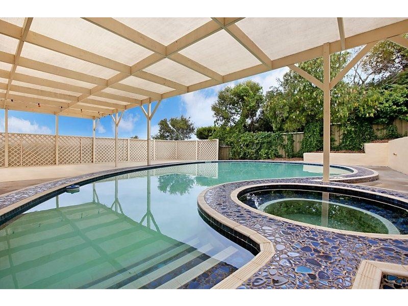 15 Darwendale Street, Huntfield Heights SA 5163