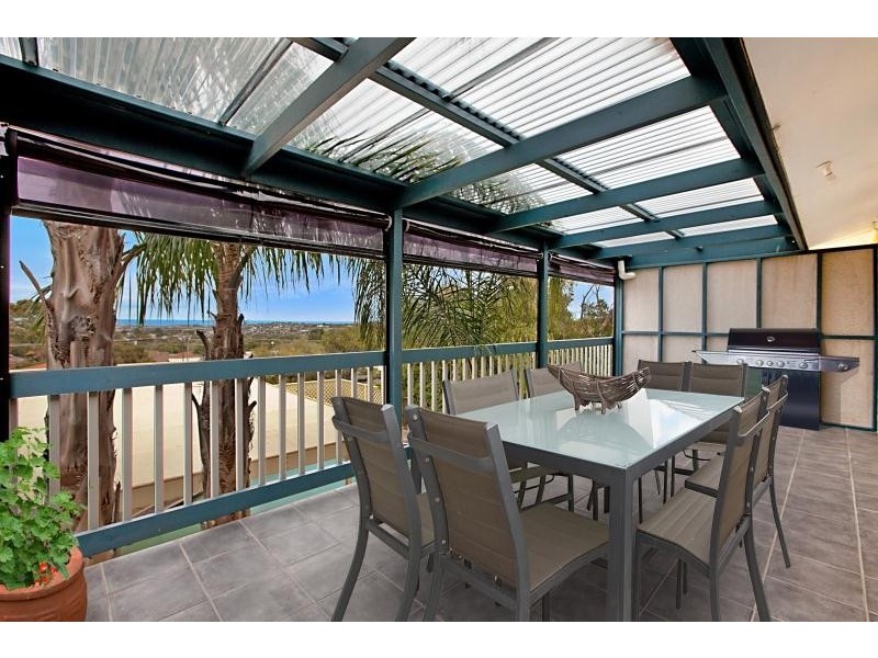 15 Darwendale Street, Huntfield Heights SA 5163