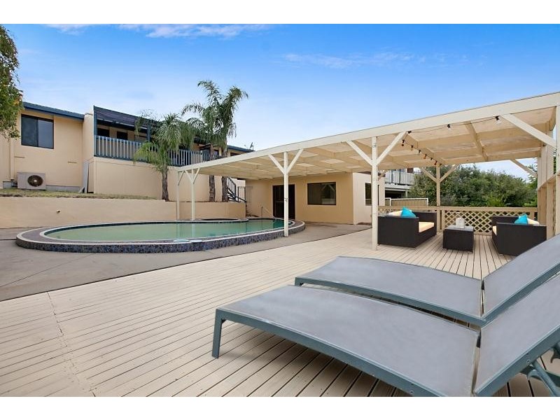 15 Darwendale Street, Huntfield Heights SA 5163