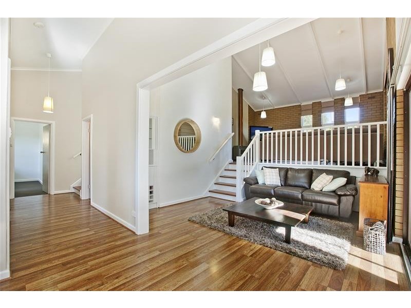 23 Sherwood Avenue, Bellevue Heights SA 5050