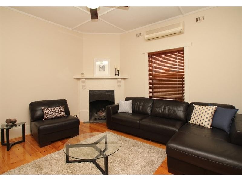 19 Jeanes Avenue, Glenelg North SA 5045