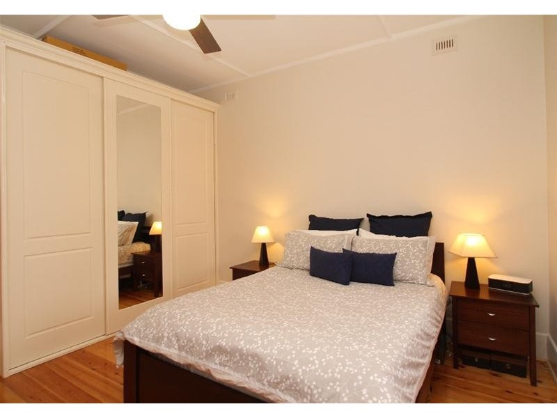 19 Jeanes Avenue, Glenelg North SA 5045