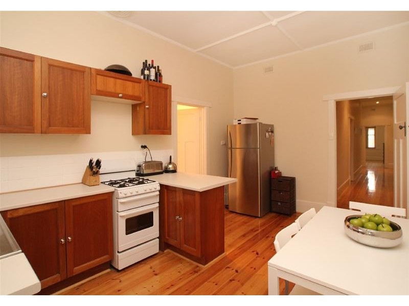 19 Jeanes Avenue, Glenelg North SA 5045