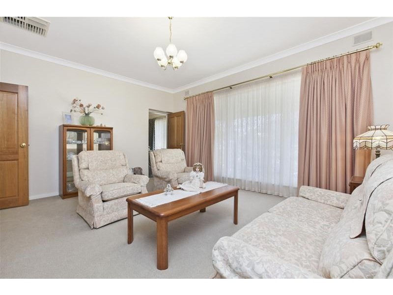 15 Eyre Street, Seaview Downs SA 5049