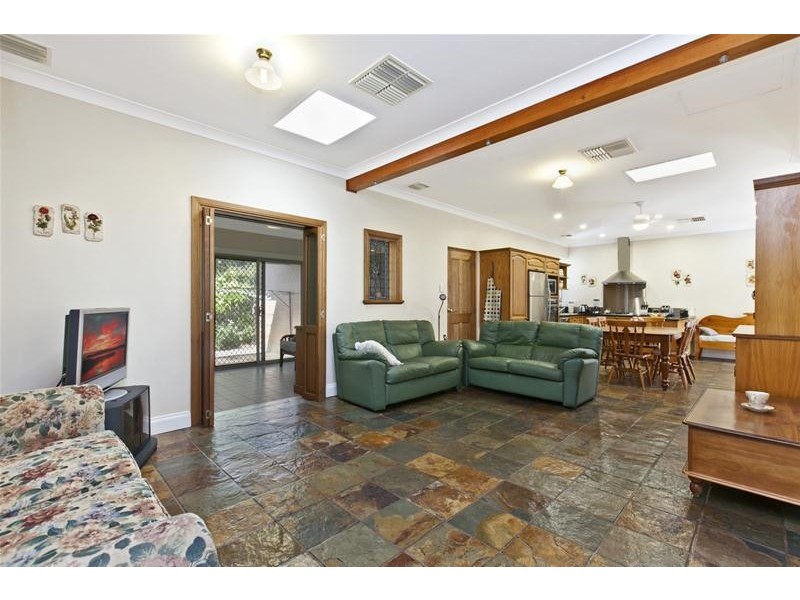 15 Eyre Street, Seaview Downs SA 5049