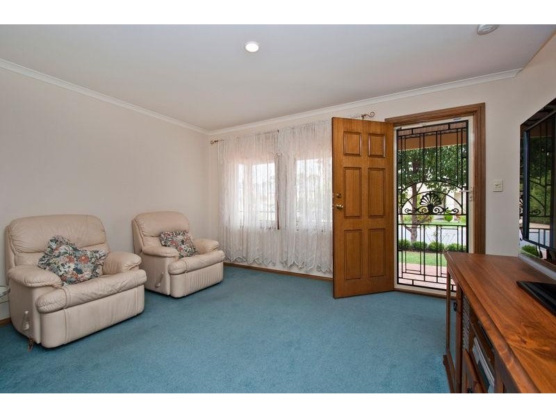 1 Windana Mews, Glandore SA 5037