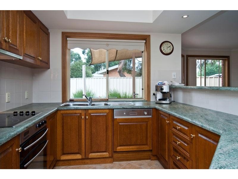 1 Windana Mews, Glandore SA 5037