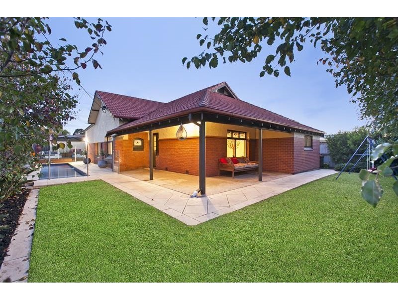 25 Young Street, Seacliff SA 5049