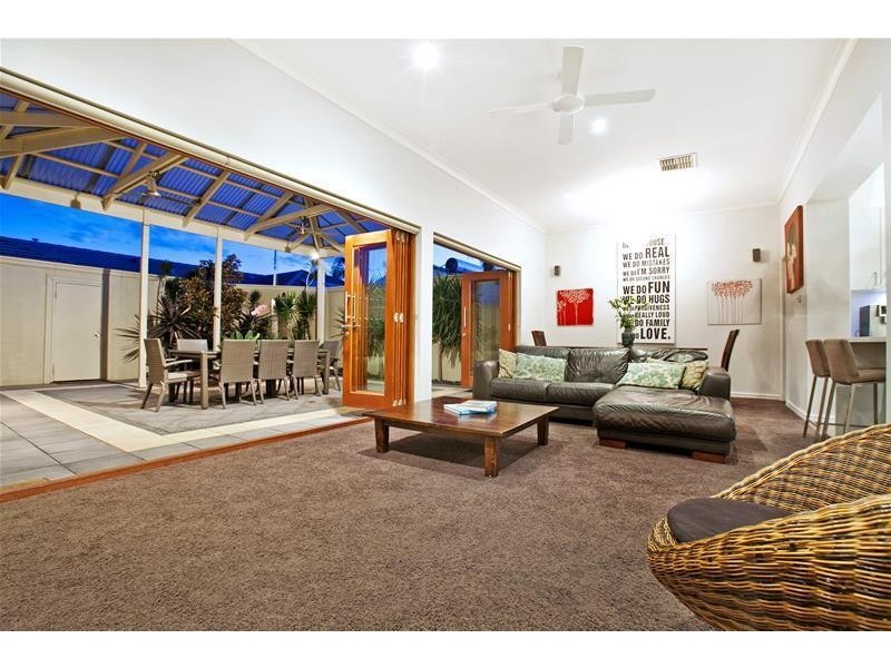 25 Young Street, Seacliff SA 5049