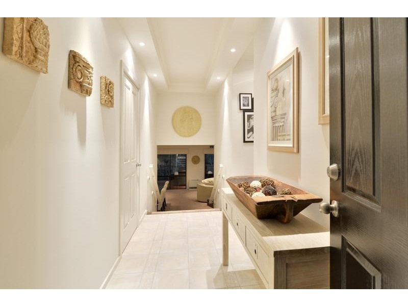 6 Argyle Close, Aberfoyle Park SA 5159