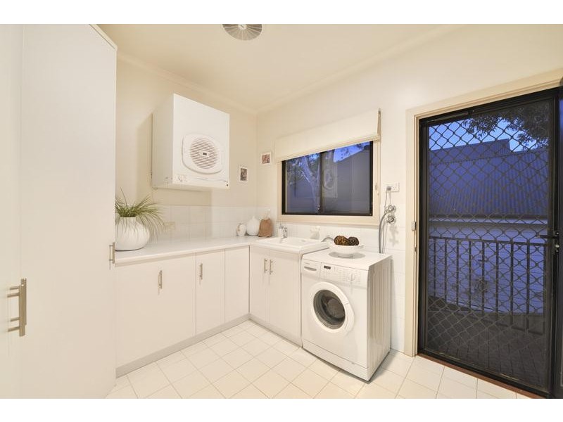 6 Argyle Close, Aberfoyle Park SA 5159