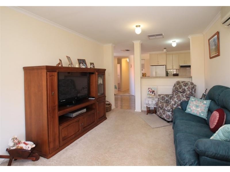 18 Bradley Grove, Mitchell Park SA 5043