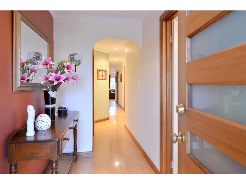 7 Zollo Drive, Woodcroft SA 5162