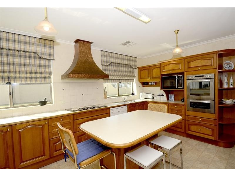 424 – 426 Sir Donald Bradman Drive, Brooklyn Park SA 5032