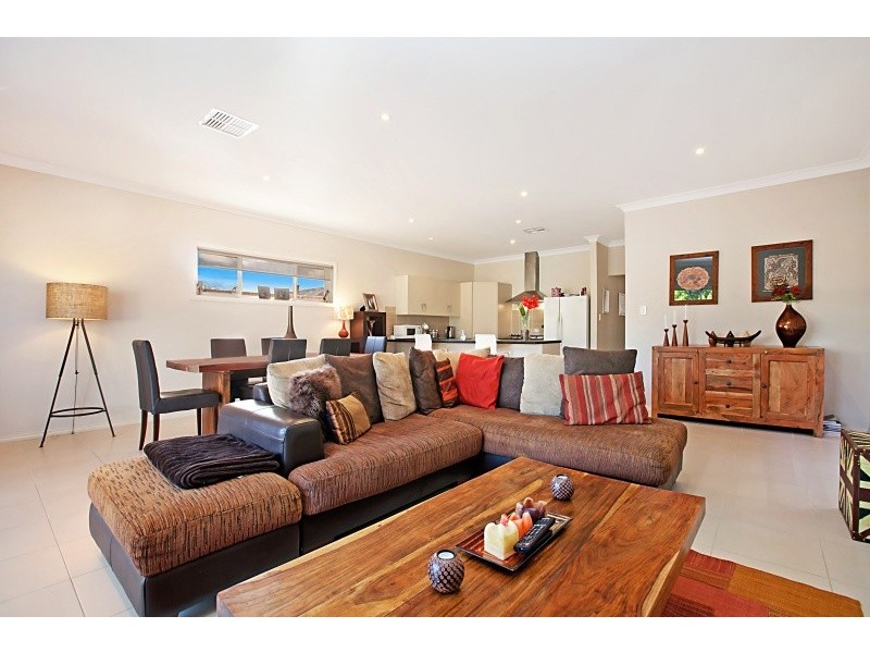 4 Sixth Avenue, Warradale SA 5046