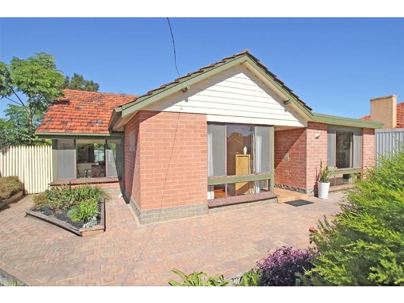 25 Fawnbrake Crescent, West Beach SA 5024