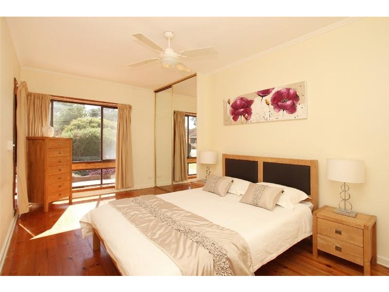 25 Fawnbrake Crescent, West Beach SA 5024