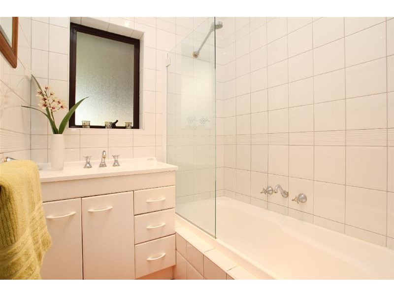 25 Fawnbrake Crescent, West Beach SA 5024