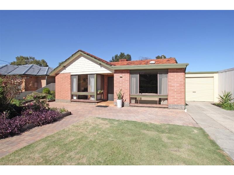 25 Fawnbrake Crescent, West Beach SA 5024