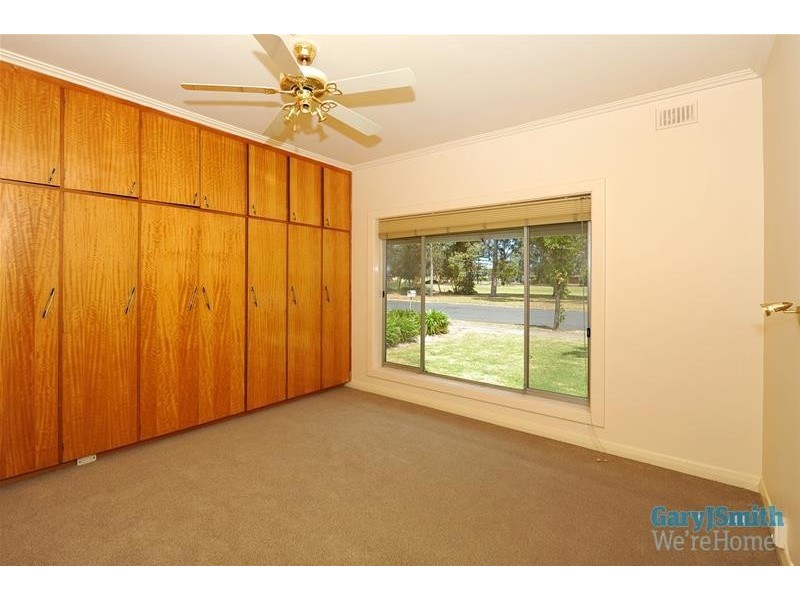 5 East Parkway, Fulham SA 5024