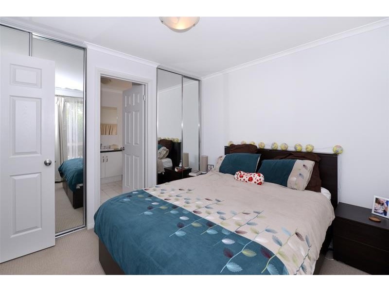 10 Berlin Terrace, Aberfoyle Park SA 5159