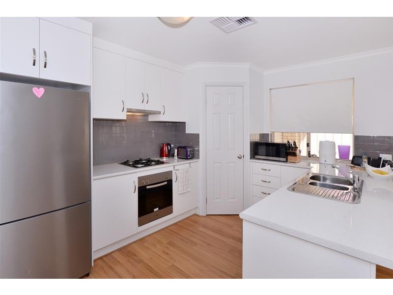 10 Berlin Terrace, Aberfoyle Park SA 5159