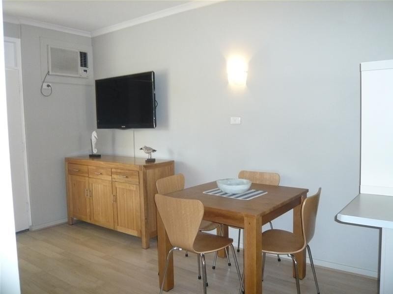 19/18 Moseley Street, Glenelg SA 5045