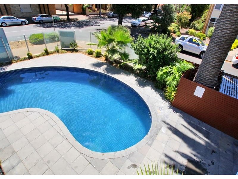 19/18 Moseley Street, Glenelg SA 5045