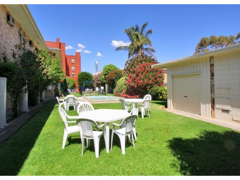 19/18 Moseley Street, Glenelg SA 5045