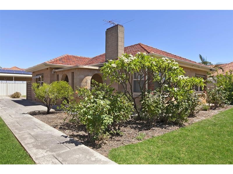 11 Eton Road, Somerton Park SA 5044