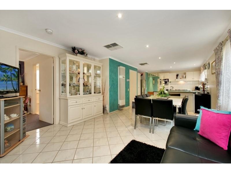 83 McInerney Avenue, Mitchell Park SA 5043