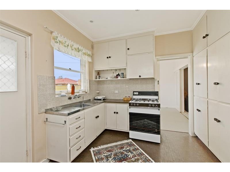 91 Sunshine Avenue, Hove SA 5048