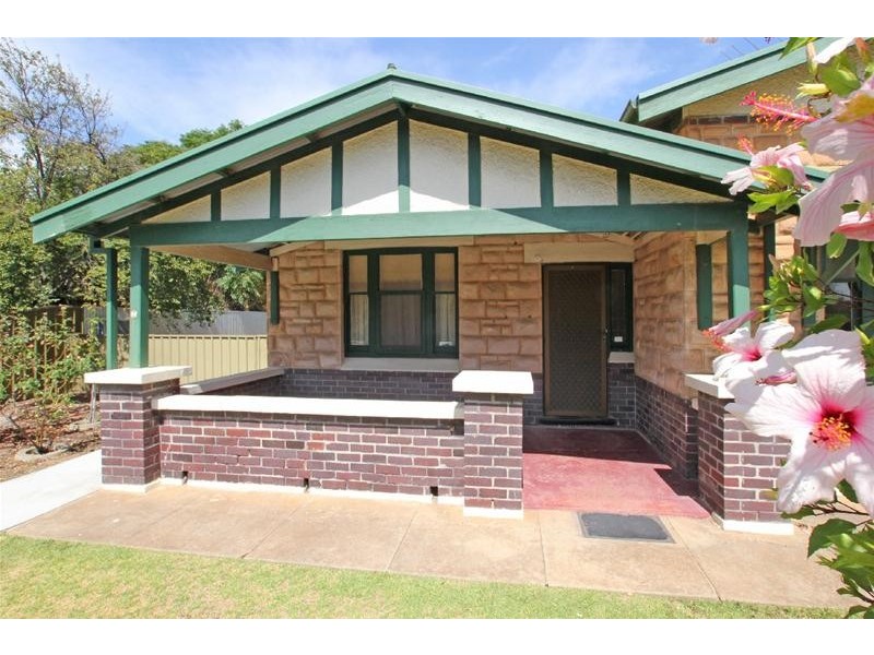 30 Nottingham Crescent, Glandore SA 5037