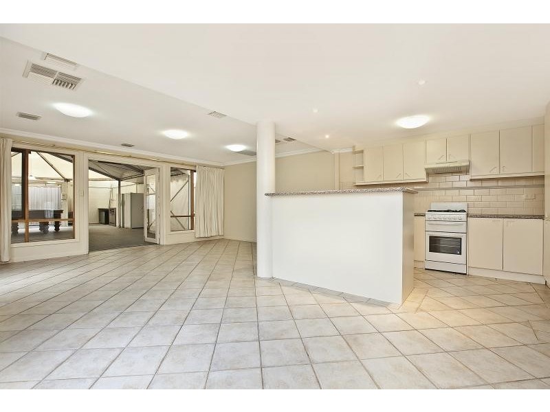 31 Guthrie Street, Ovingham SA 5082