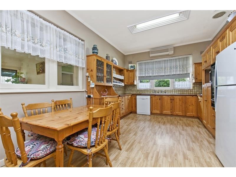 2 Seaforth Avenue, Dover Gardens SA 5048