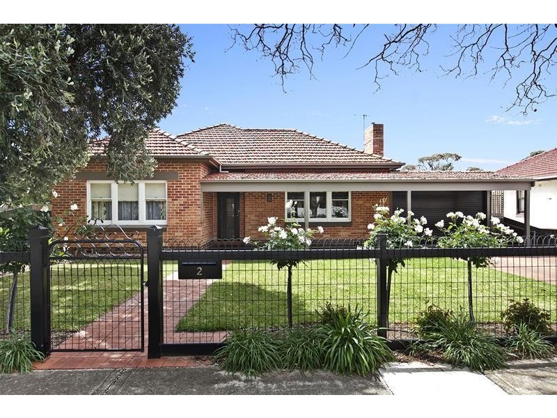 2 Warwick Avenue, North Brighton SA 5048