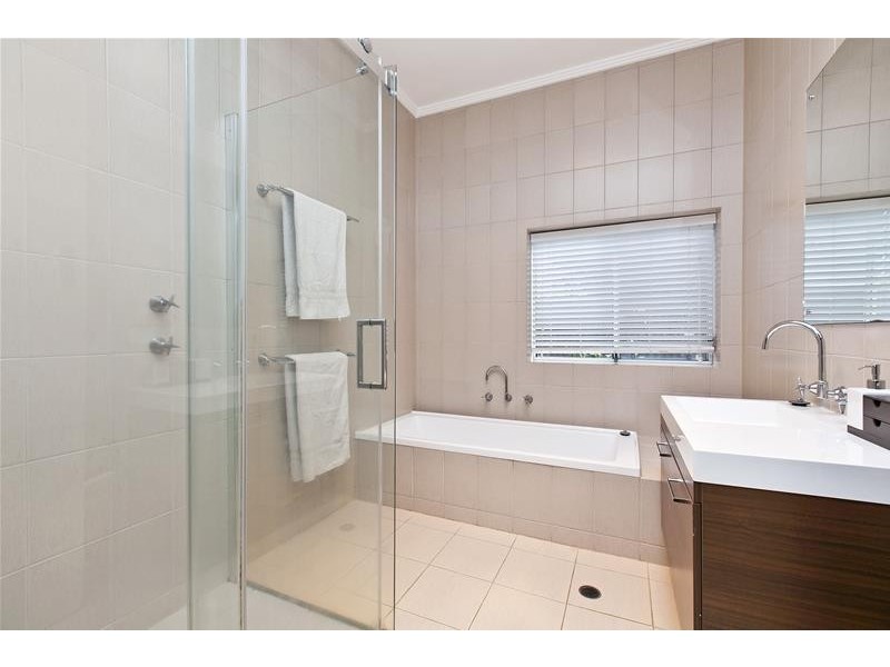 2 Warwick Avenue, North Brighton SA 5048