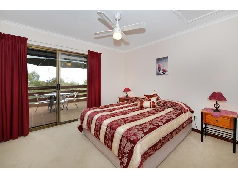 14 Mitford Road, Happy Valley SA 5159