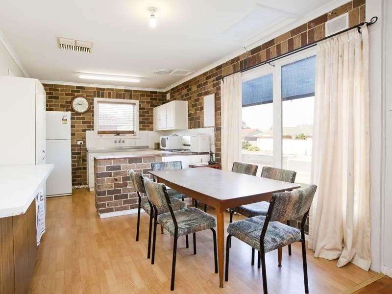 22 Pearce Street, O’sullivan Beach SA 5166